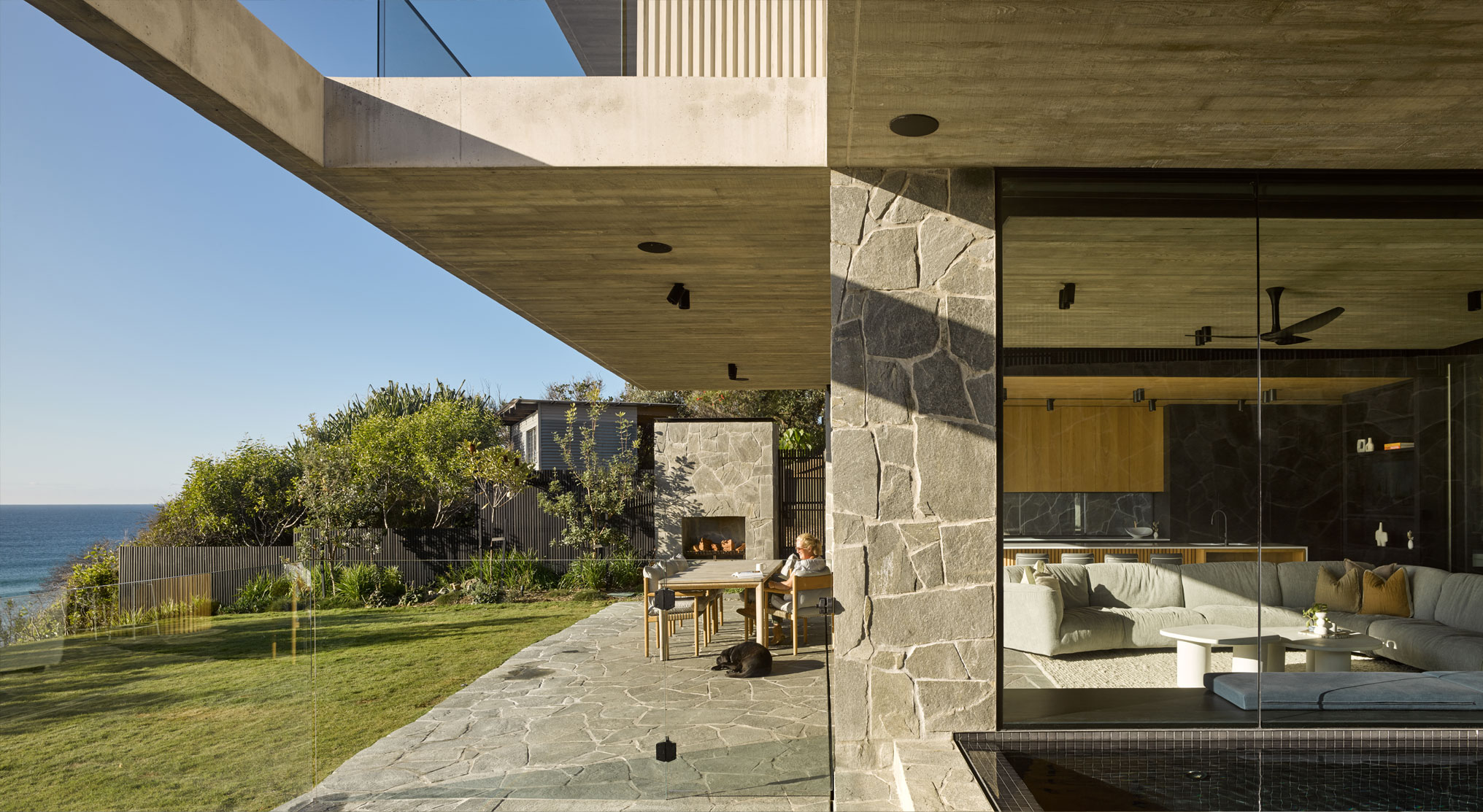 Living Style Landscapes Sunshine Coast, construction expertise, outdoor construction and residential and commercial landscaping on the Sunshine Coast.