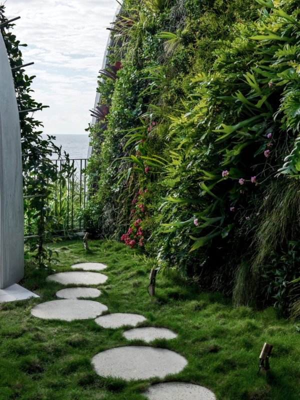 Living Style Landscapes Sunshine Coast garden sanctuary with stepping stones